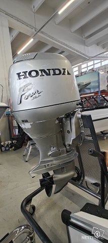 Honda BF 90, kuva 1