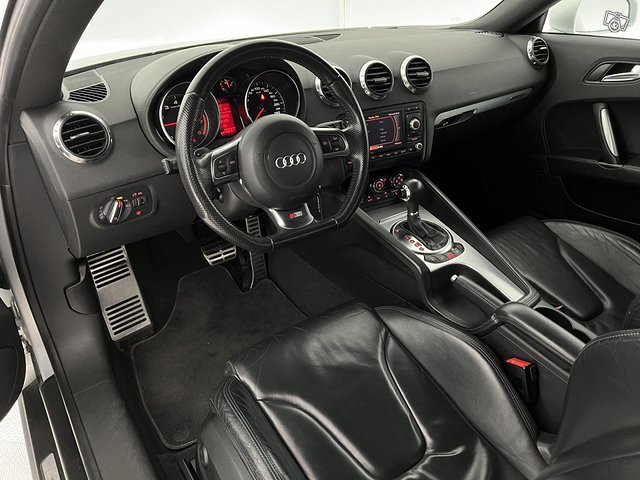 Audi TT 4