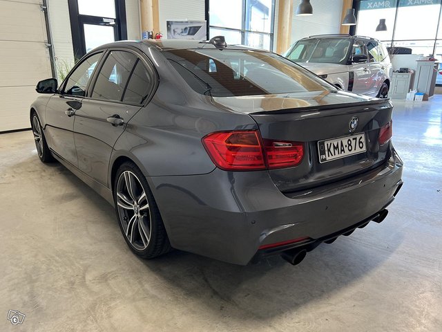 BMW 335 15