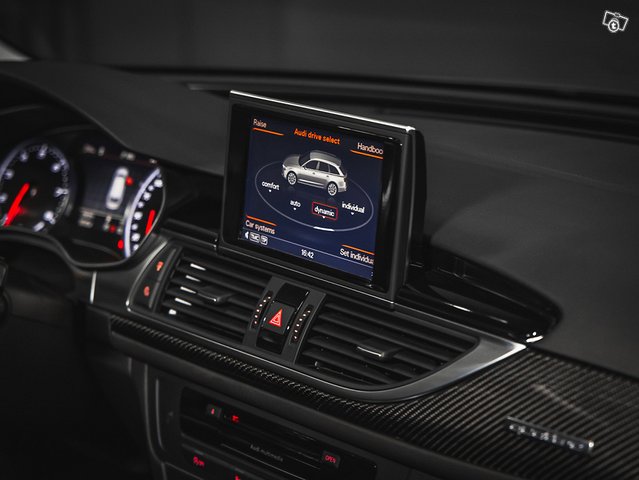 Audi RS6 9