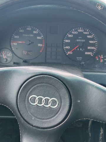 Audi 80-sarja 10