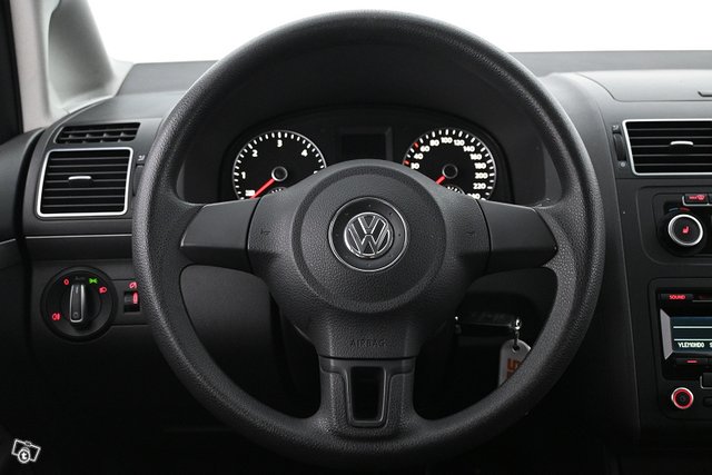 Volkswagen Touran 22