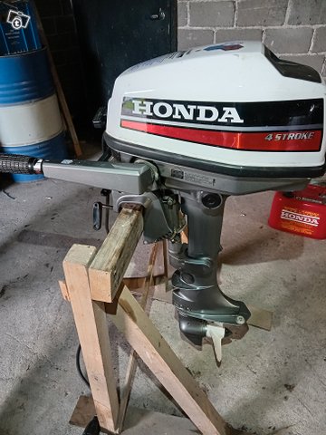 Honda 5hp perämoottori, kuva 1