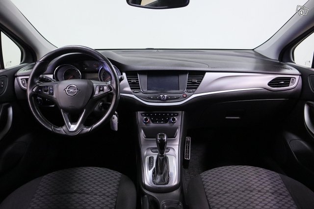 Opel Astra 11