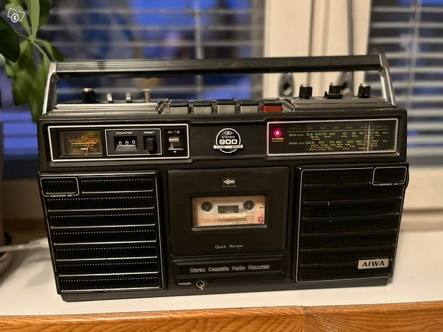 70-luvun vanha radio, kuva 1