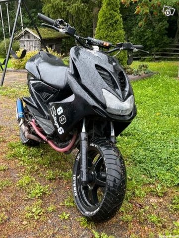 Yamaha Aerox skootteri, kuva 1