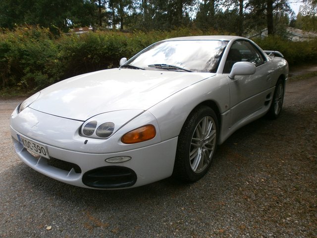 Mitsubishi 3000 GT 2