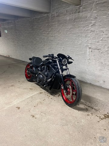 Harley-Davidson VRSC V-rod, kuva 1