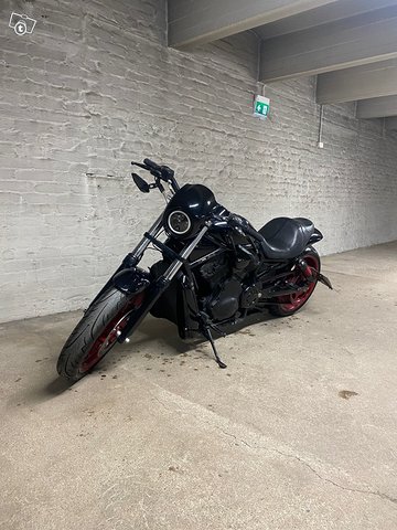 Harley-Davidson VRSC V-rod 3