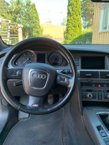 Audi A6 6