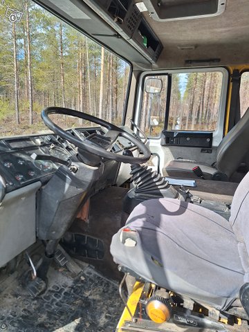 Volvo FL6 5