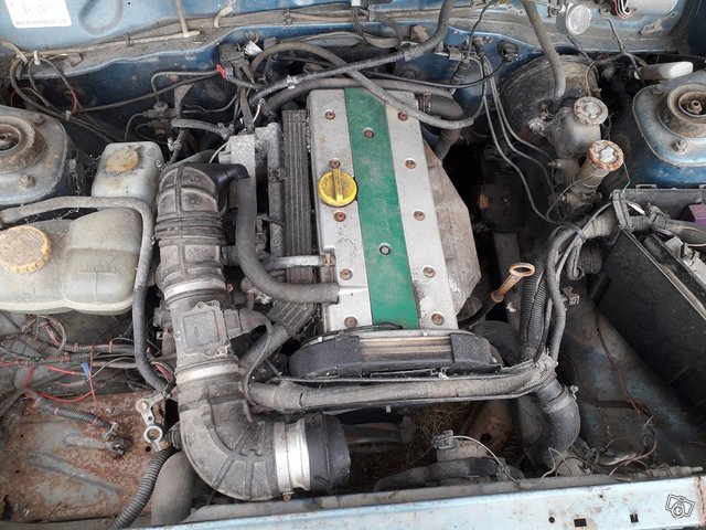 Nissan Sunny 5