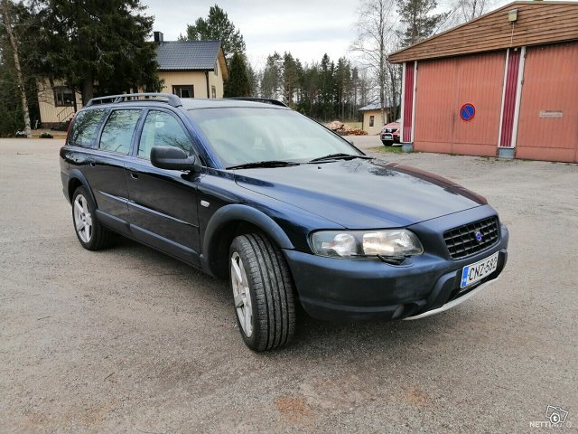 Volvo XC70 4