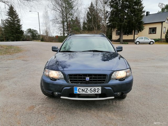 Volvo XC70 5