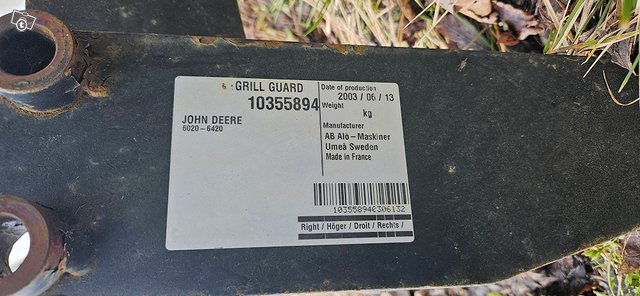 John Deere 6020-6420 keulasuoja, kuva 1