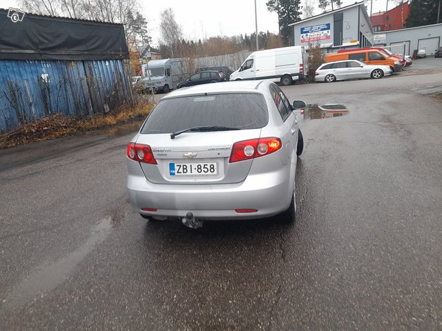 Chevrolet Lacetti 6