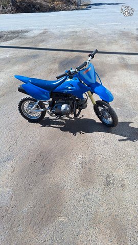 Yamaha TT-R50 sininen enduro, kuva 1