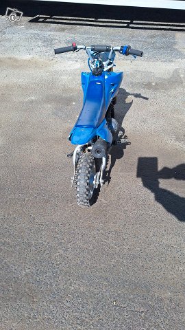 Yamaha TT-R50 sininen enduro 3
