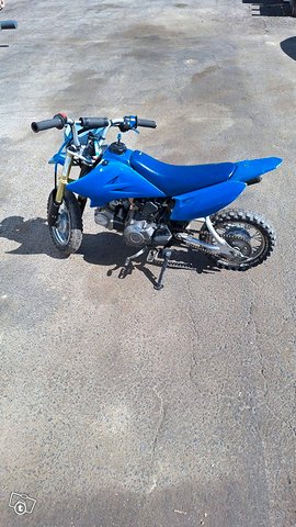 Yamaha TT-R50 sininen enduro 4