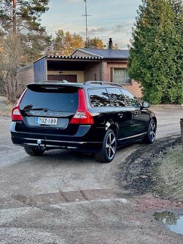 Volvo V70 6