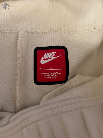 Nike tech fleece housut, kuva 1