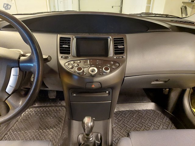 Nissan Primera 12
