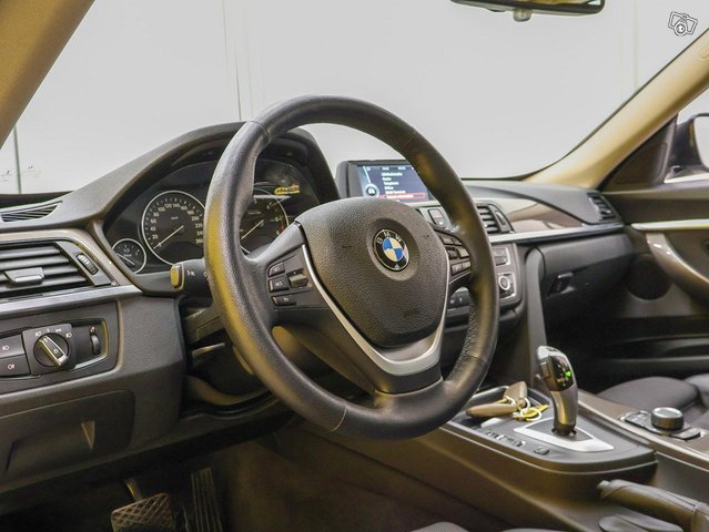 BMW 318 Gran Turismo 3