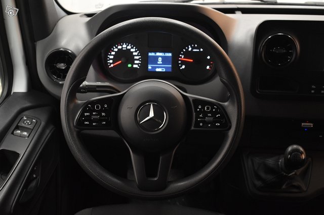 Mercedes-Benz Sprinter 20