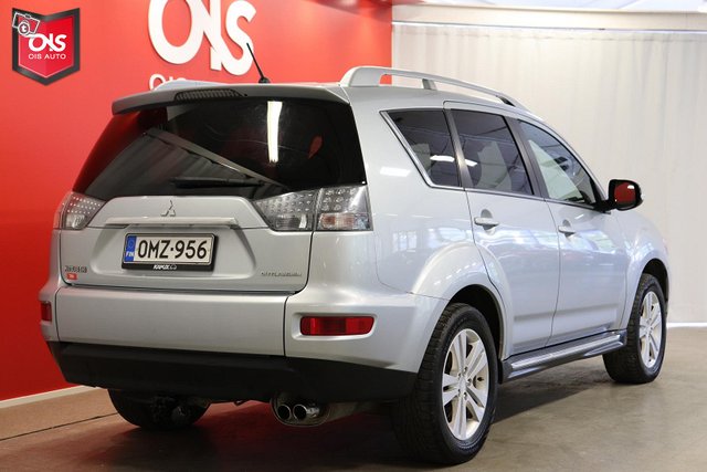 Mitsubishi Outlander 11