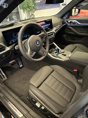 BMW I4 5