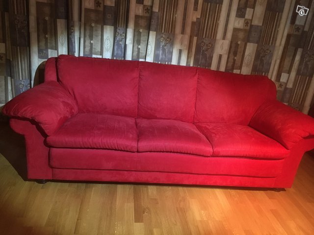 Punainen sohva, kuva 1