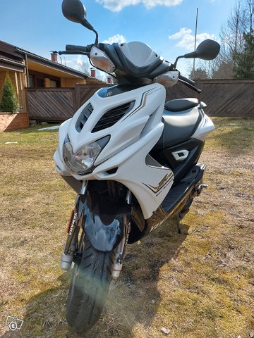 Yamaha Aerox R 50cc, kuva 1