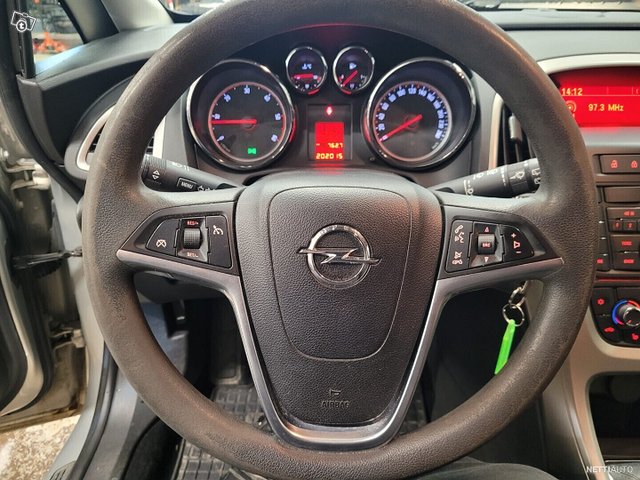 Opel Astra 16