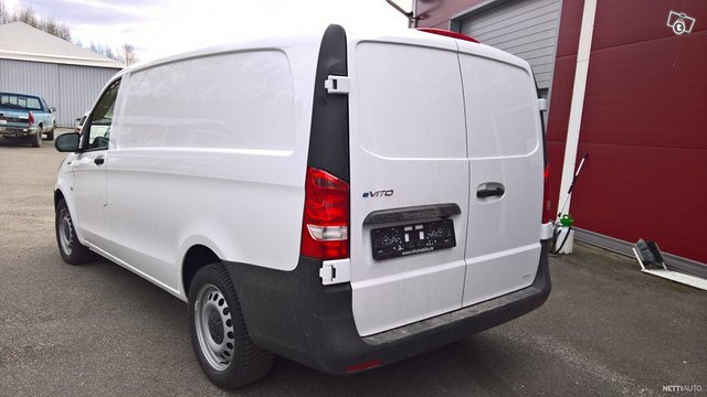 Mercedes-Benz Vito 5