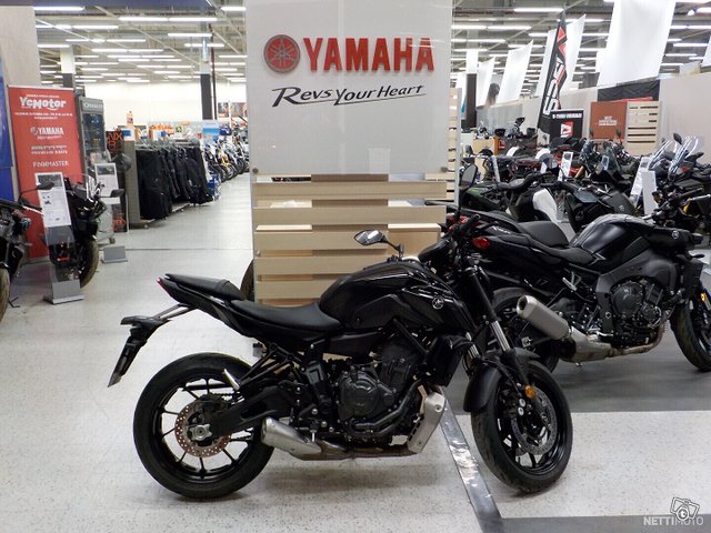 Yamaha MT-07 1