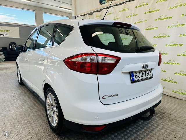 Ford C-Max 13