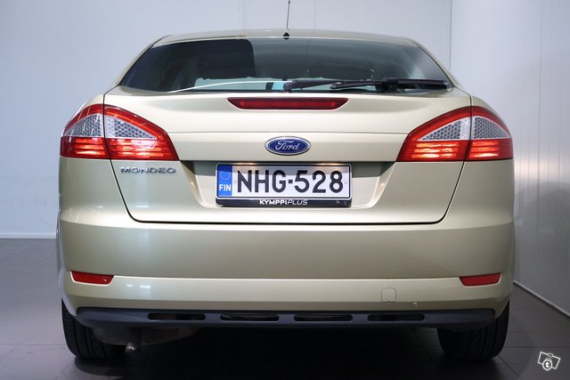 Ford Mondeo 9