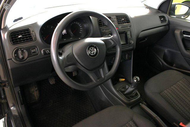 Volkswagen Polo 5