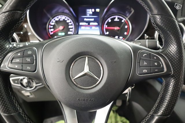 Mercedes-Benz V 22