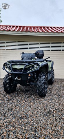 Can-am outlander max pro 570 1