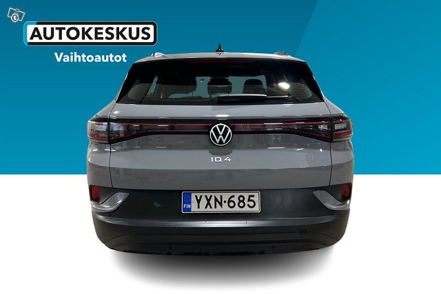 Volkswagen ID.4 10