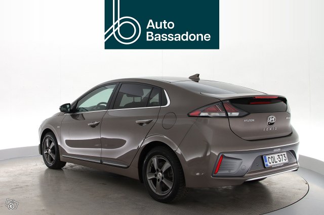 HYUNDAI IONIQ Electric 4