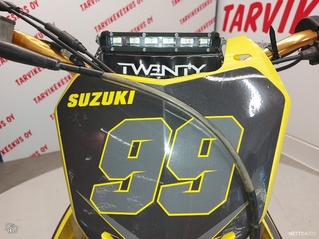 Suzuki RM-Z 15