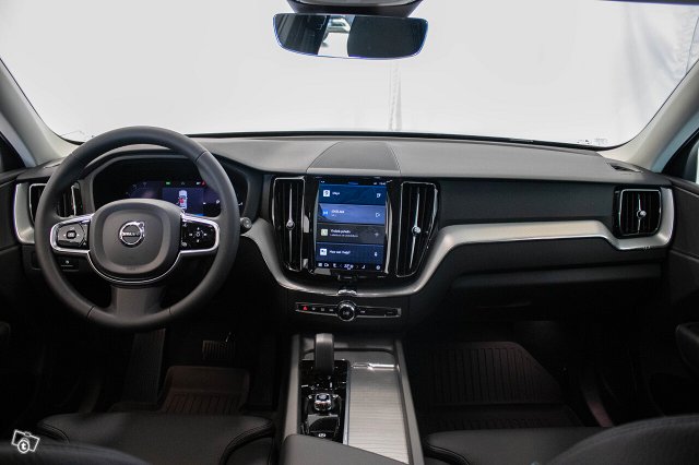 Volvo XC60 18