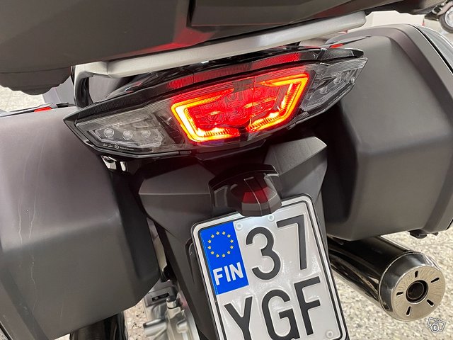 Yamaha FJR 18