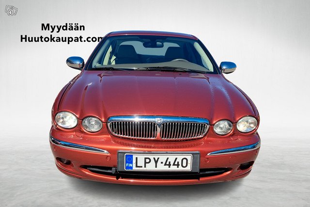 Jaguar X-Type 4