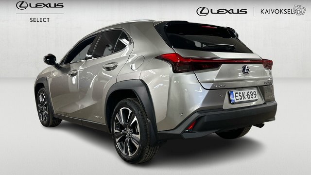 Lexus UX 3