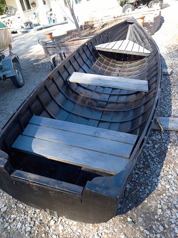 Vanerilautavene Tasaperävene, kuva 1