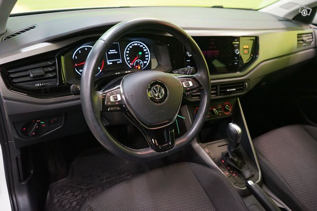 Volkswagen Polo 11