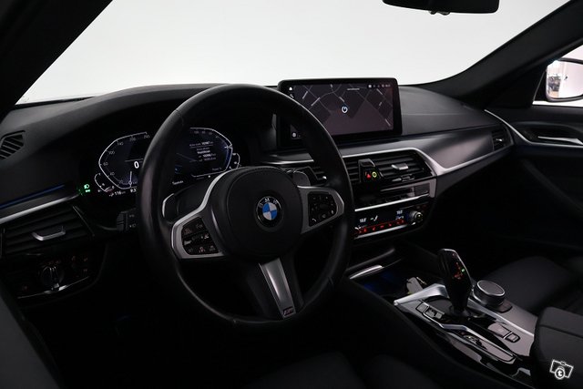BMW 545 12